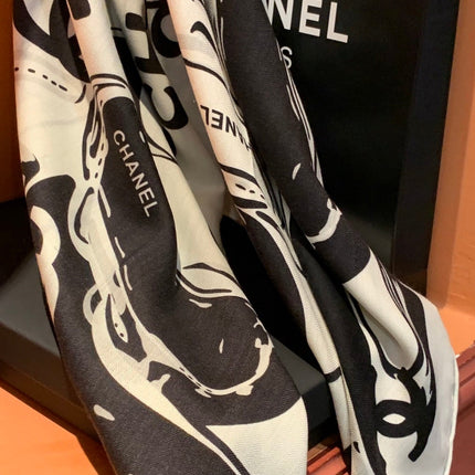 CHANEL 25S SCARF 135 IN CASHMERE 991695