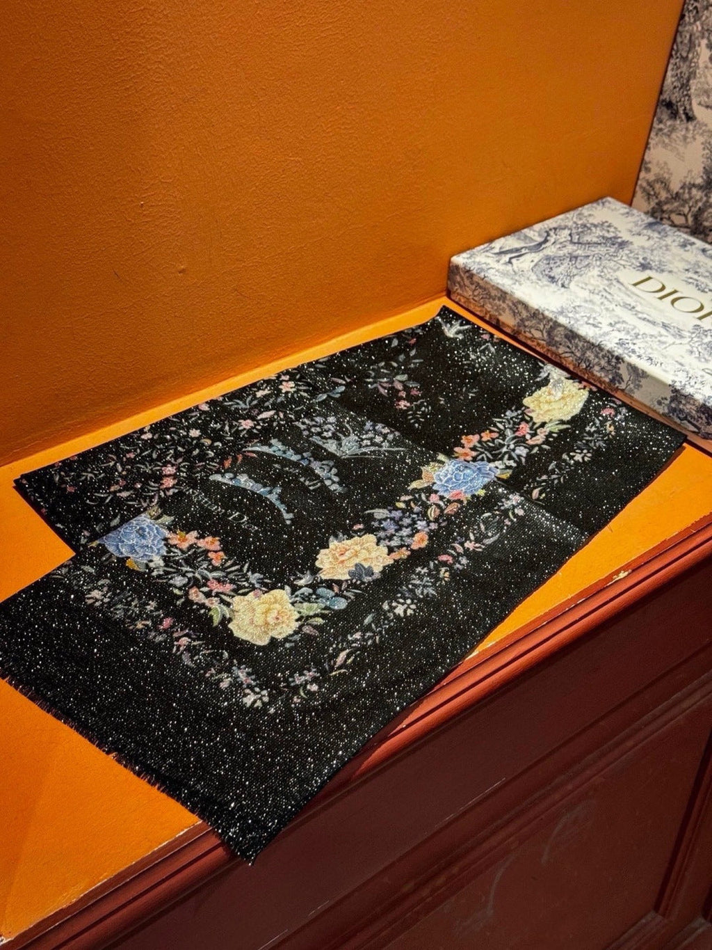 DIOR 26S SCARF 110CM IN WOOL & CASHMERE 300233