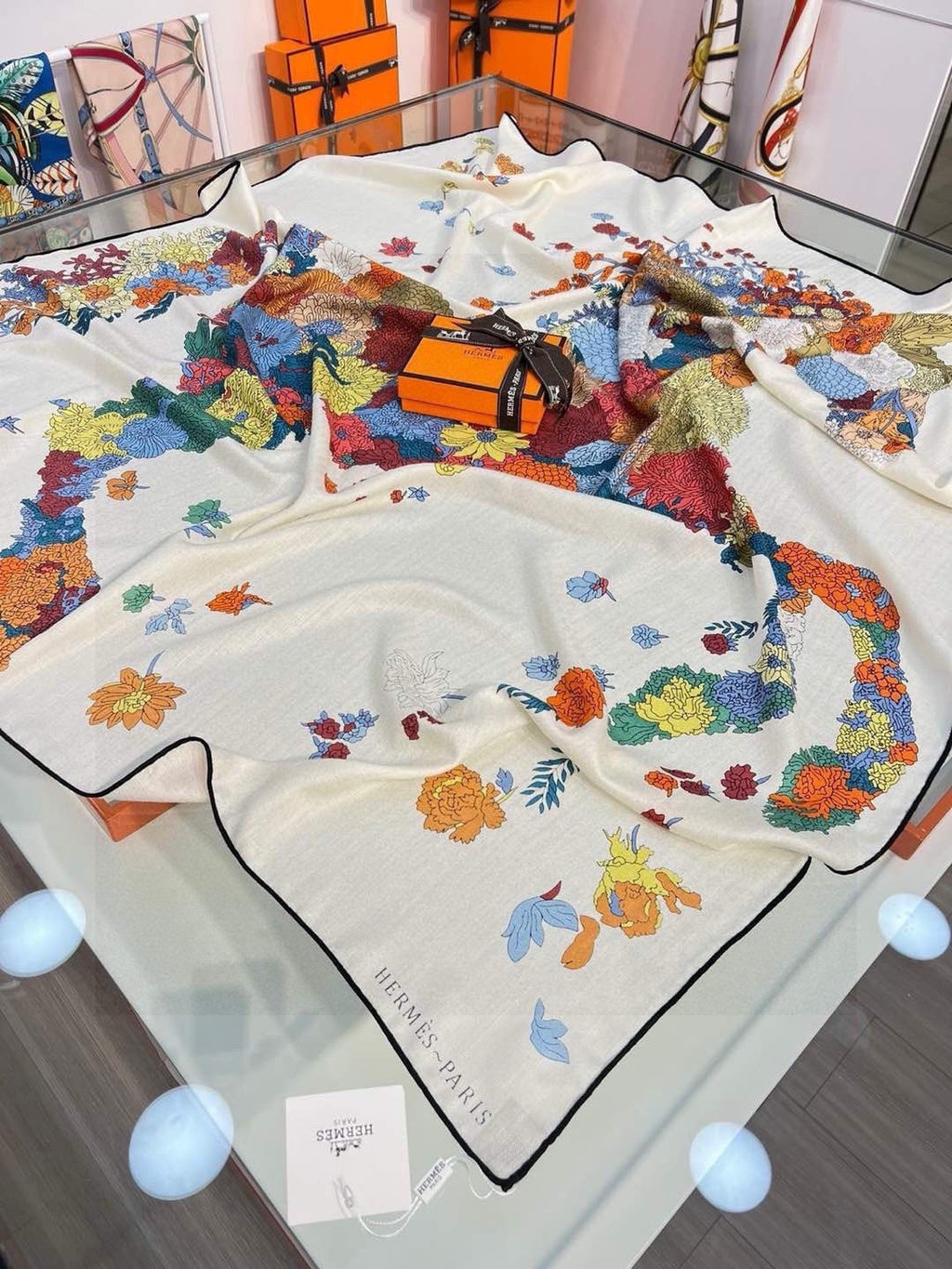 HERMES 26S SCARF 140 IN CASHMERE AND SILK 303340
