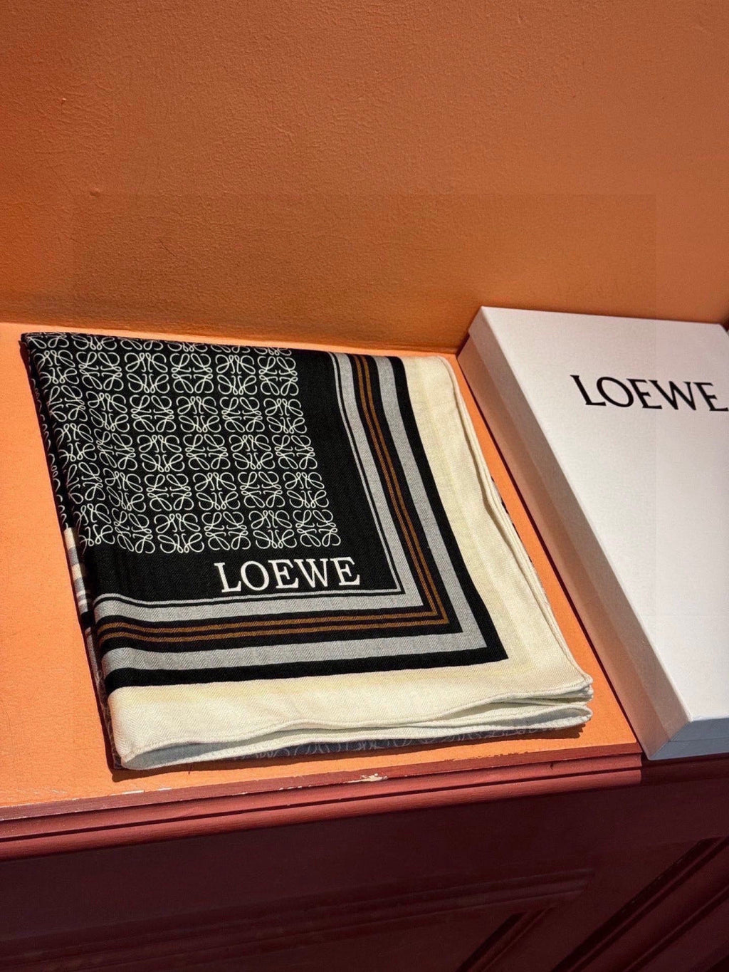 LOEWE 26S SCARF 140 IN CASHMERE SILK 303359