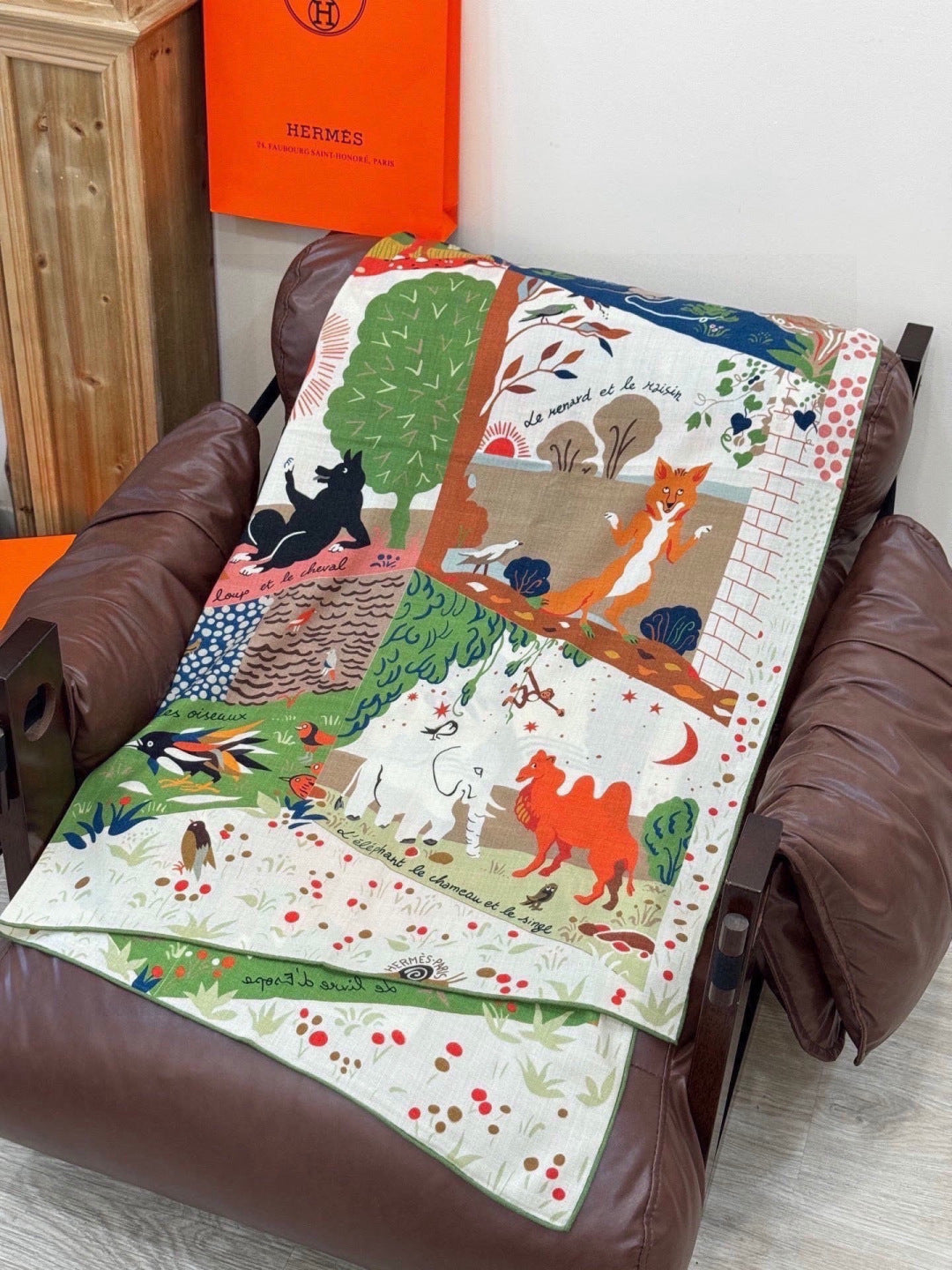 HERMES 26S SCARF 140 IN CASHMERE AND SILK 303102