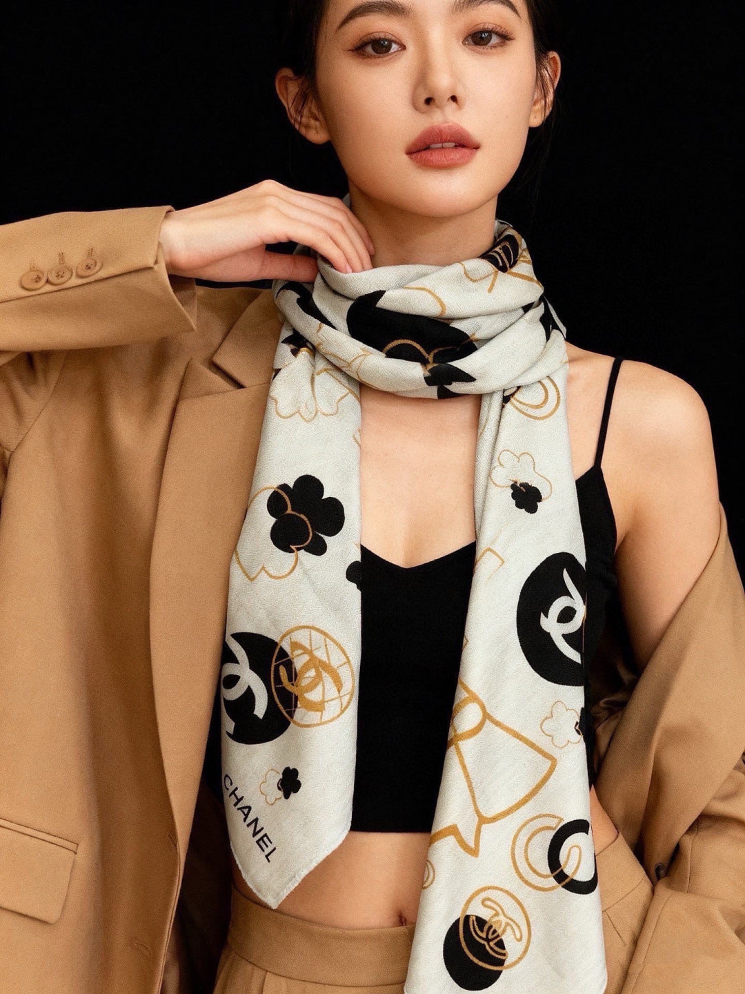 CHANEL 26S SCARF 140 IN CASHMERE AND SILK 303154