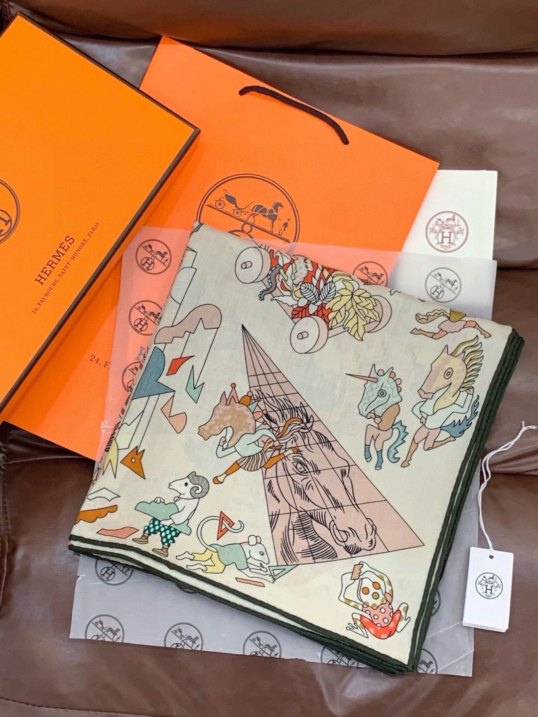 HERMES 26S SCARF 135 IN CASHMERE AND SILK 304248