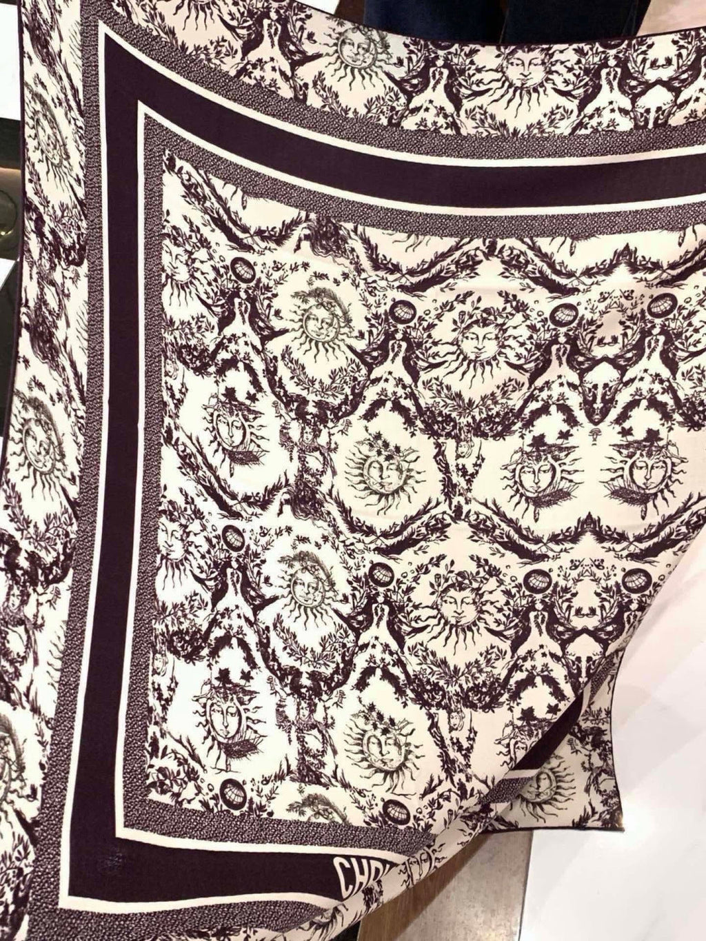 DIOR 26S SCARF 135CM IN CASHMERE SILK 304711