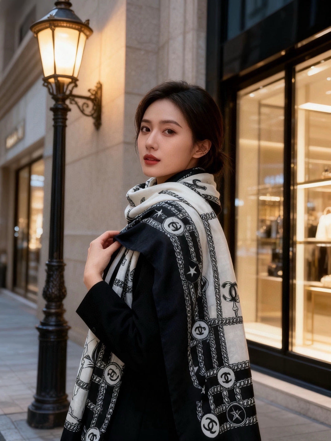 CHANEL 26S SCARF 200 IN CASHMERE AND SILK 306103