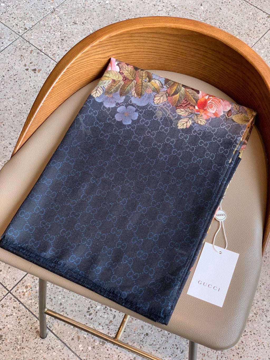 GUCCI 26S SCARF 200 IN CASHMERE AND SILK 306108