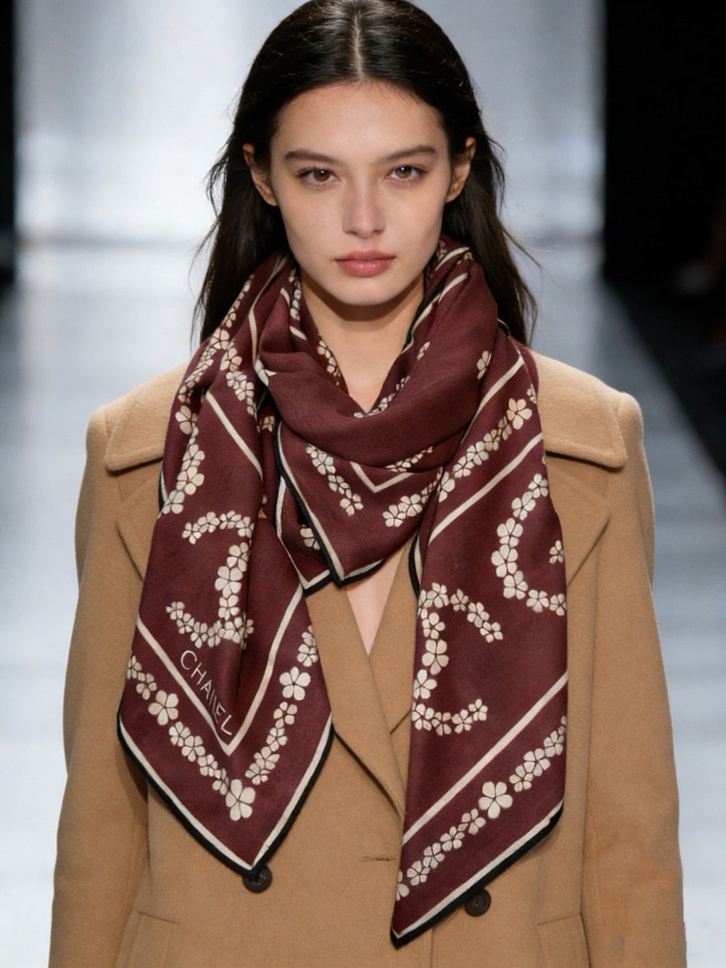 CHANEL 26S SCARF 135 IN CASHMERE AND SILK 309372