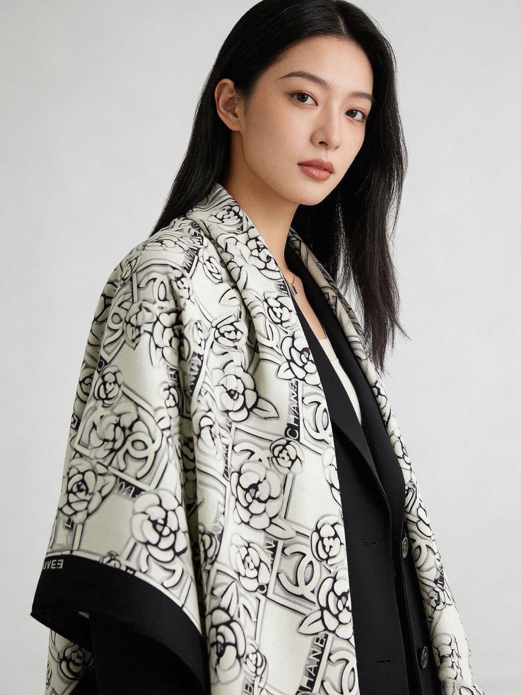 CHANEL 26S SCARF 140 IN CASHMERE AND SILK 309374