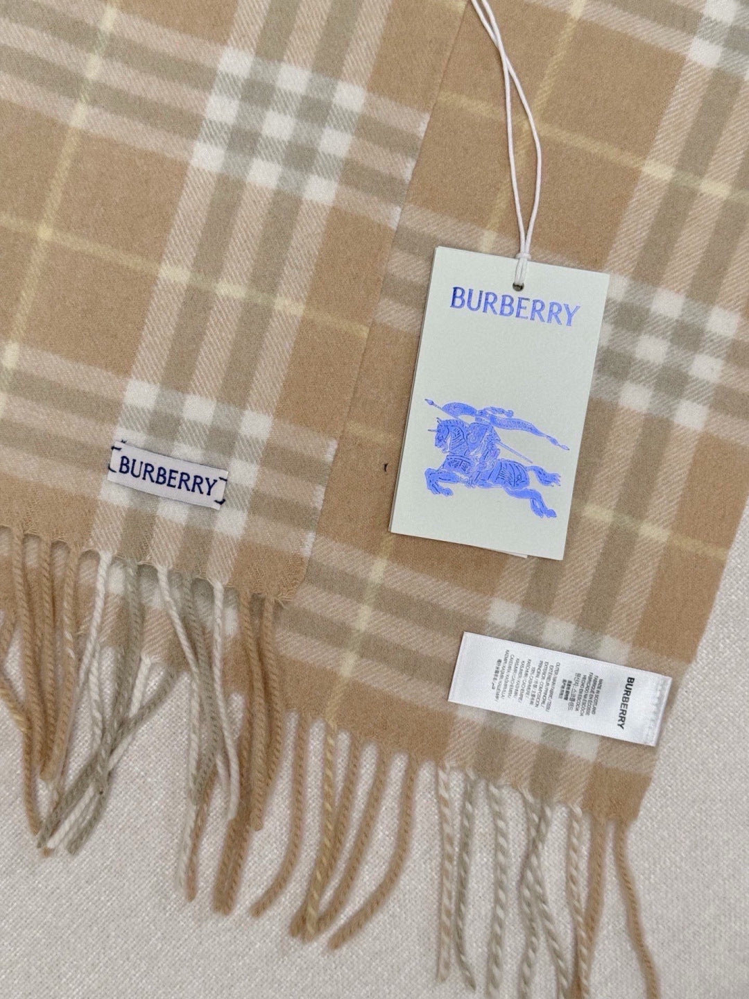 BURBERRY 26S SCARF 155CM IN CASHMERE 309947