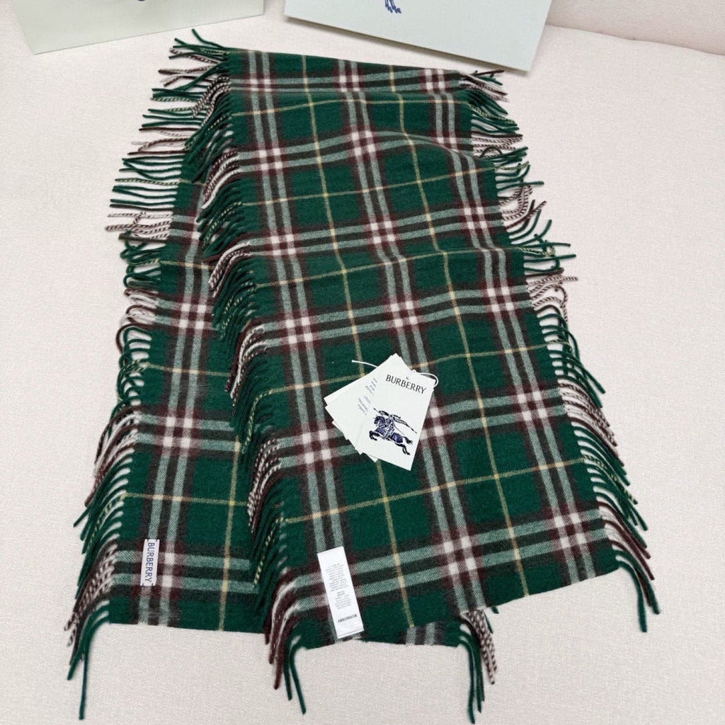 BURBERRY 26S SCARF 155CM IN CASHMERE 309949