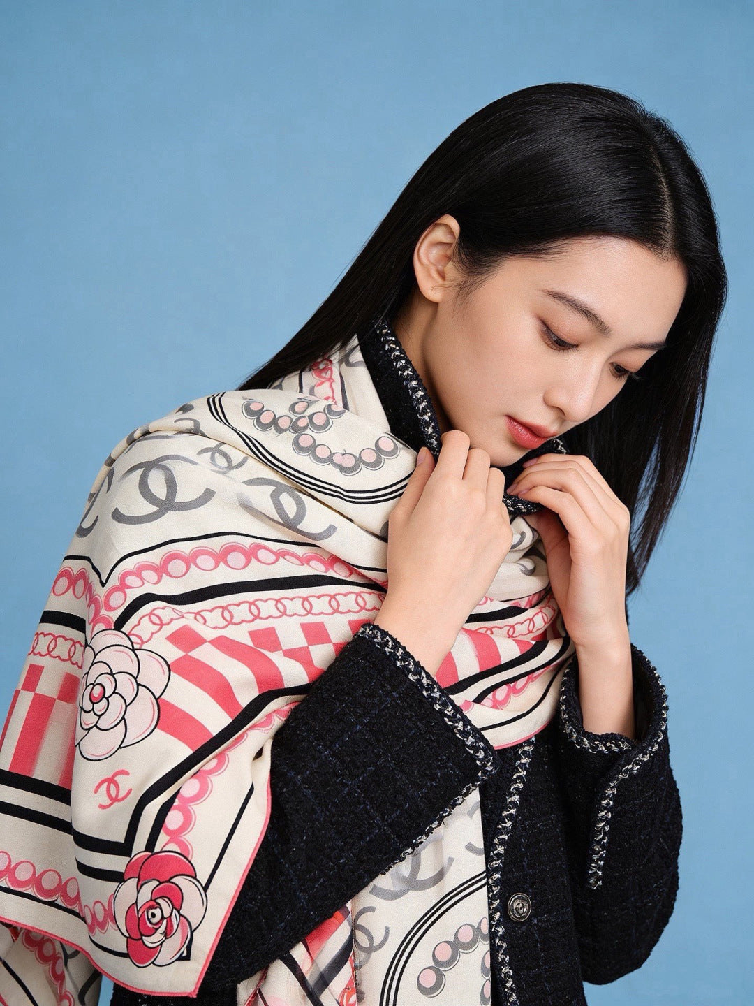 CHANEL 26S SCARF 135 IN CASHMERE AND SILK 309894