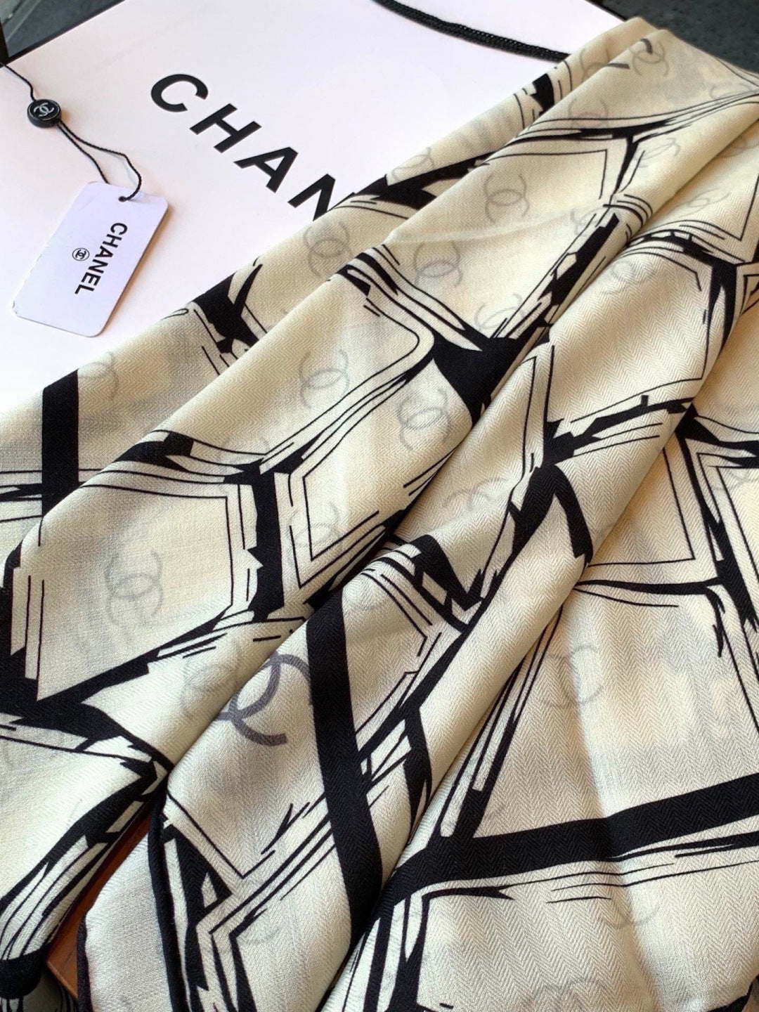 CHANEL 26S SCARF 135 IN CASHMERE AND SILK 309911