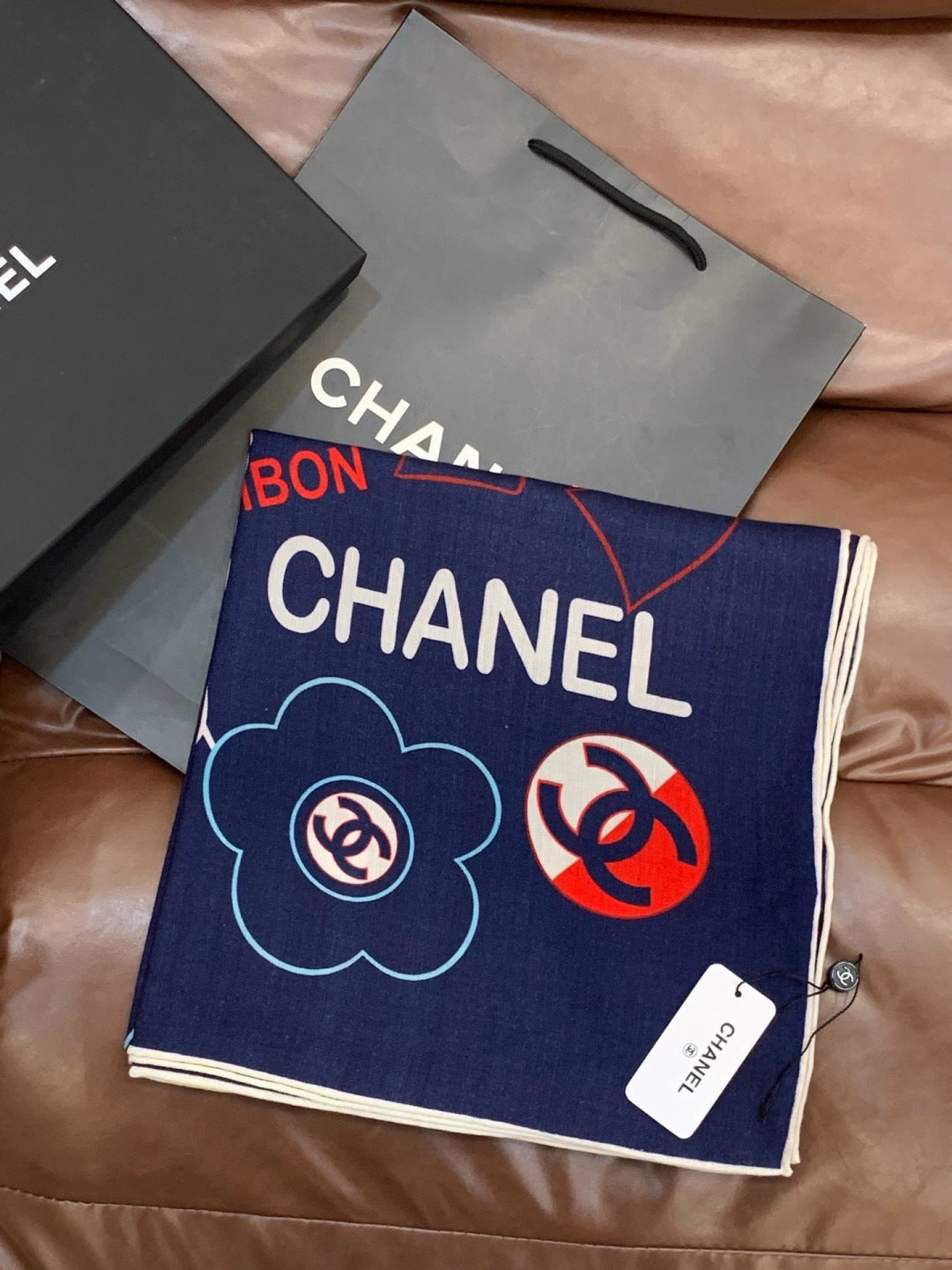 CHANEL 26S SCARF 135 IN CASHMERE AND SILK 309914