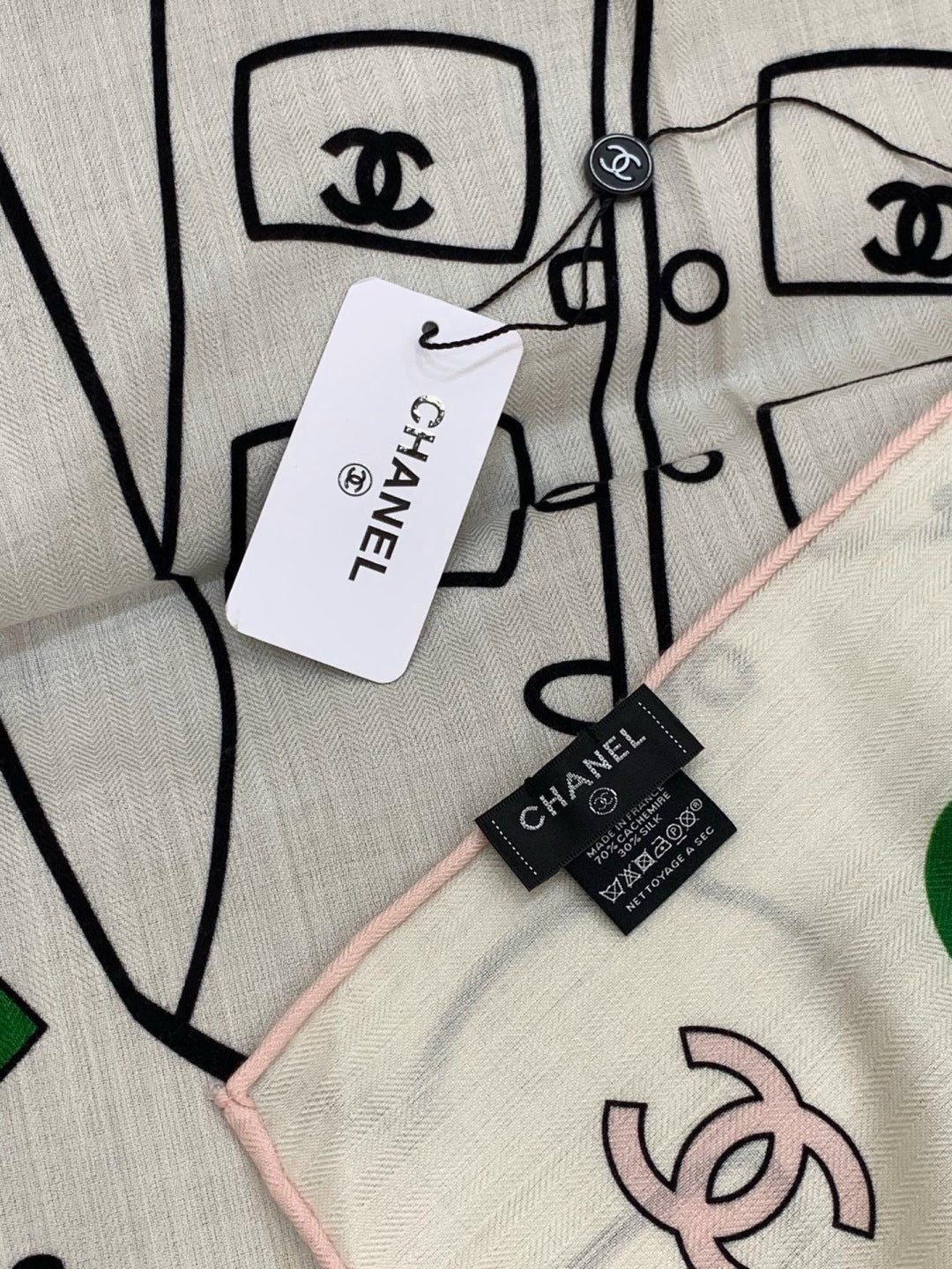 CHANEL 26S SCARF 135 IN CASHMERE AND SILK 309915
