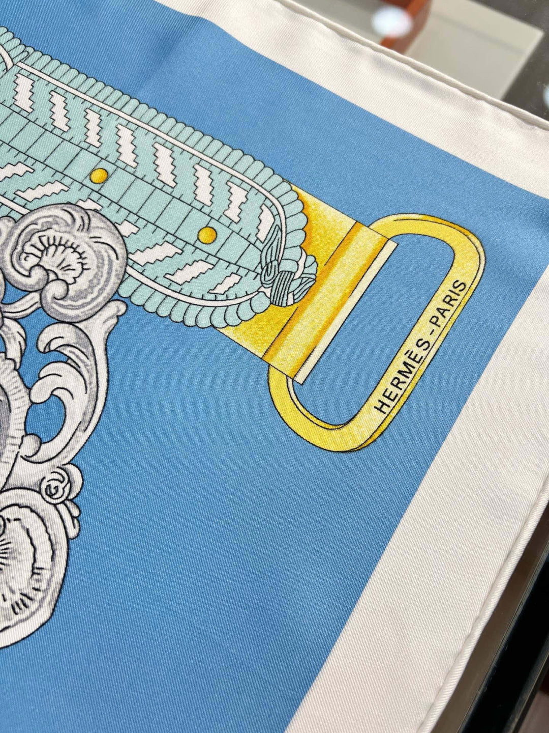 HERMES 26S PRINTED SQUARE SCARF 88 IN SILK 309941