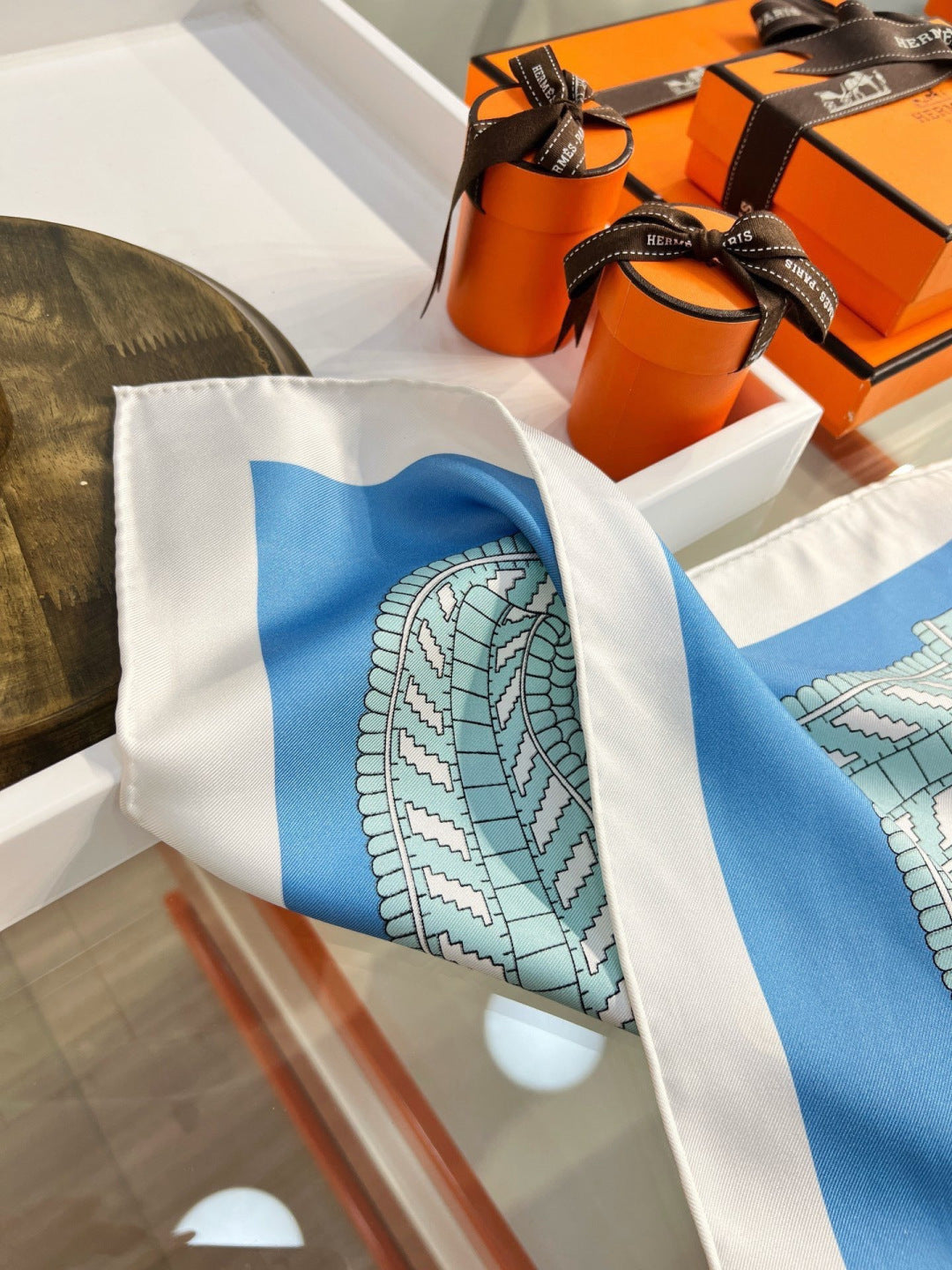 HERMES 26S PRINTED SQUARE SCARF 88 IN SILK 309941