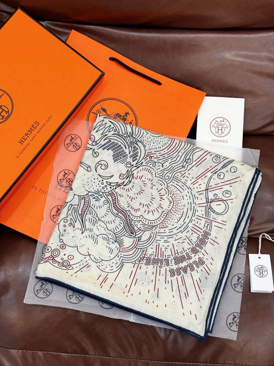 HERMES 26S PRINTED SQUARE SCARF 135 IN SILK 311976