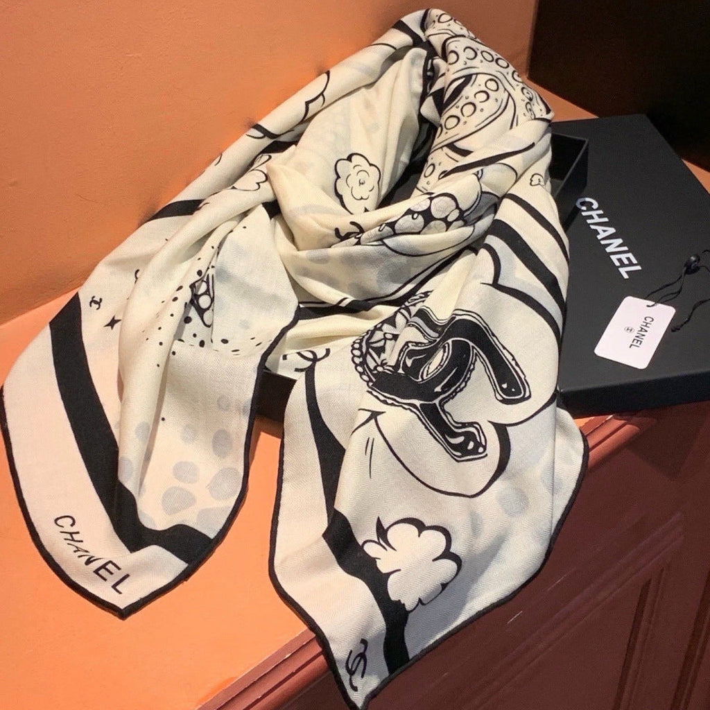 CHANEL 26S SCARF 140 IN SILK 311979