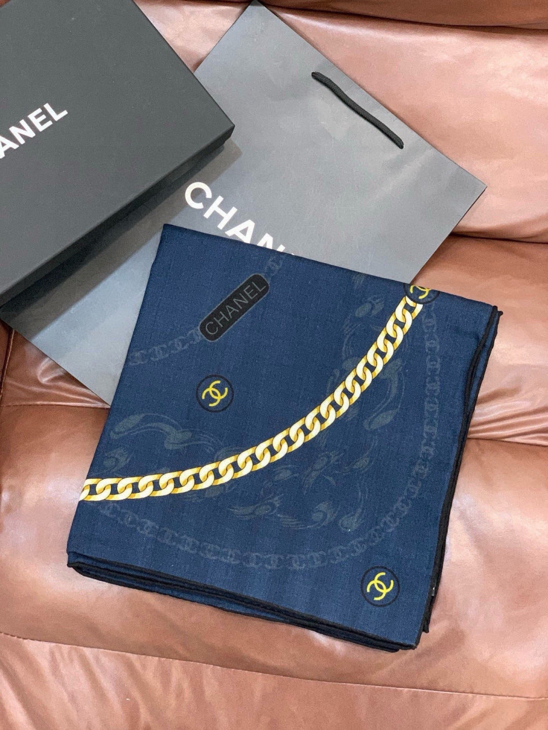 CHANEL 26S SCARF 135 IN SILK AND CASHMERE 313343