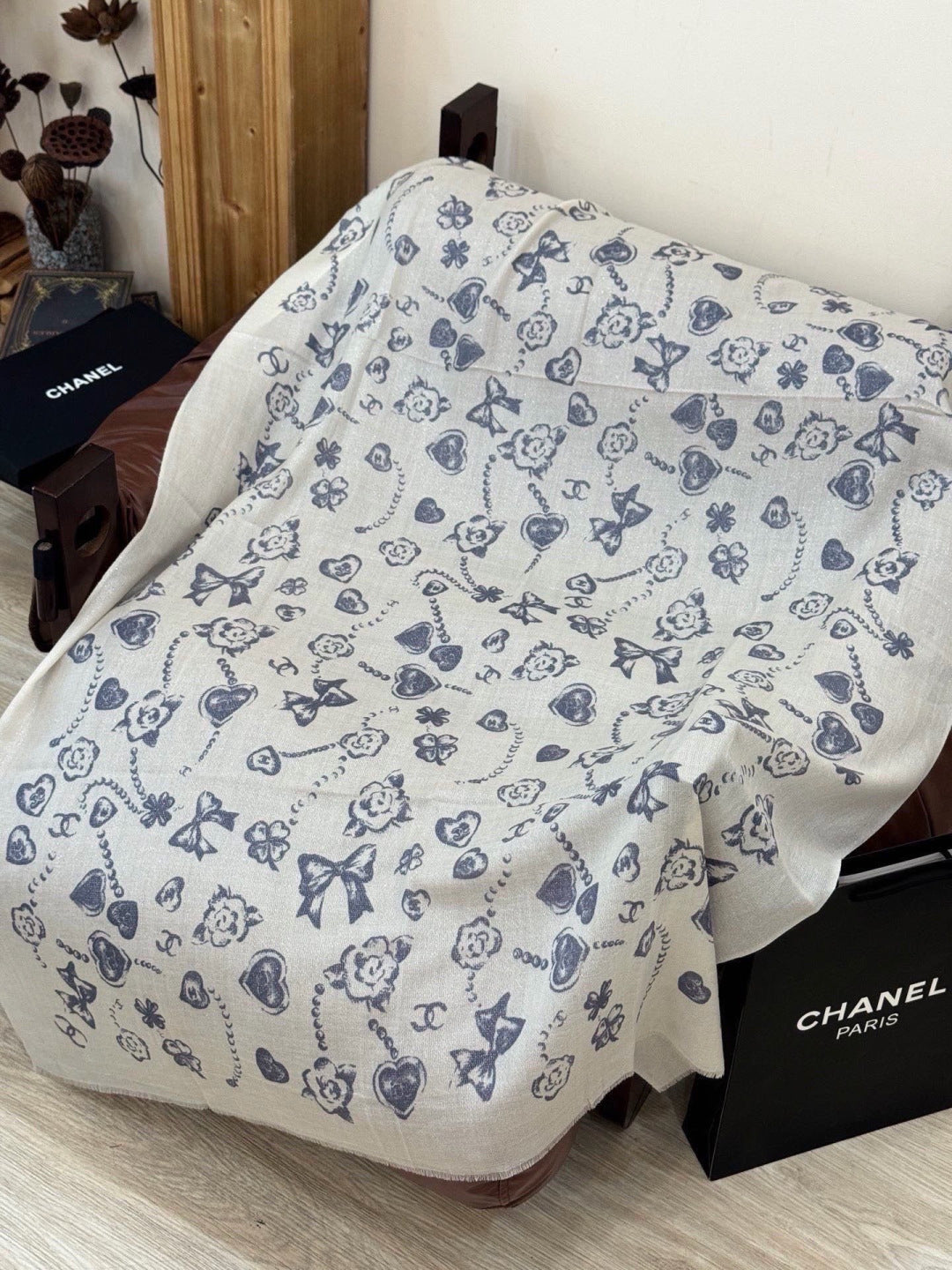 CHANEL 26S PRINTED SHAWL 200 IN SILK 313395