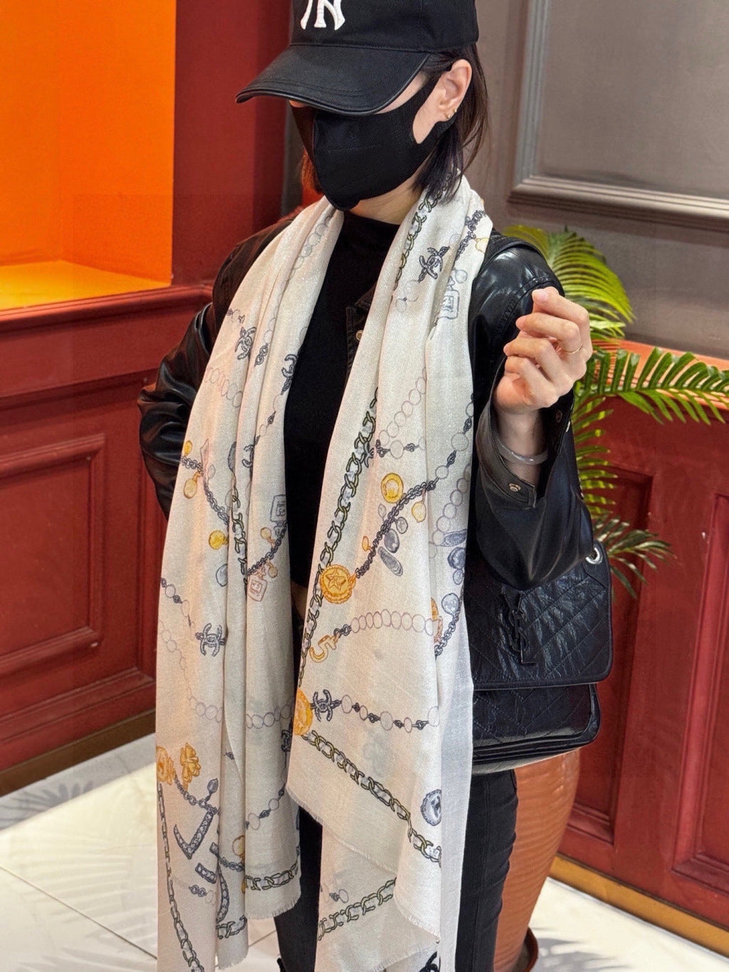CHANEL 26S SCARF 200 IN SILK 313205