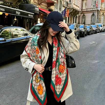 GUCCI 26S SCARF 140 IN CASHMERE AND SILK 504586