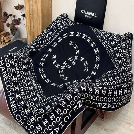 CHANEL 26S SCARF 135 IN SILK AND CASHMERE 510999