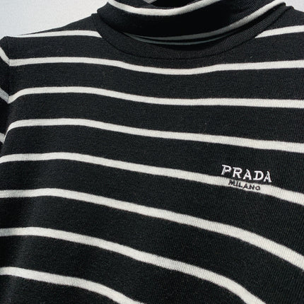 PRADA 26S HIGH NECK T-SHIRT 641