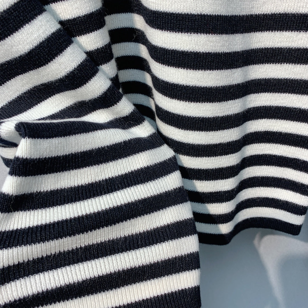 PRADA 26S CREW NECK KNIT SWEATER 639