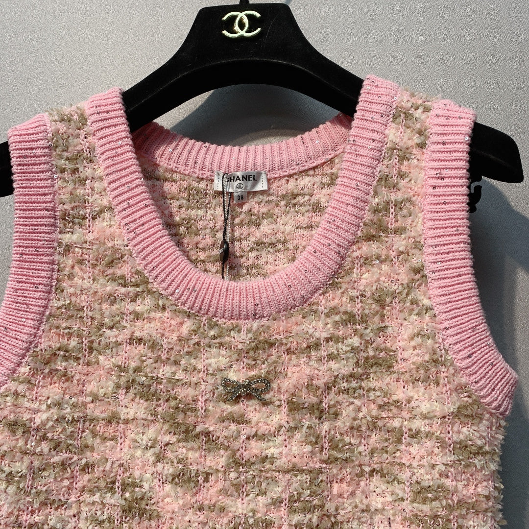 CHANEL 26S SLEEVELESS CREW NECK DRESS 824