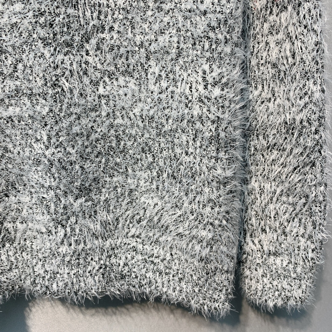 CHANEL 26S CREW NECK SWEATER 841
