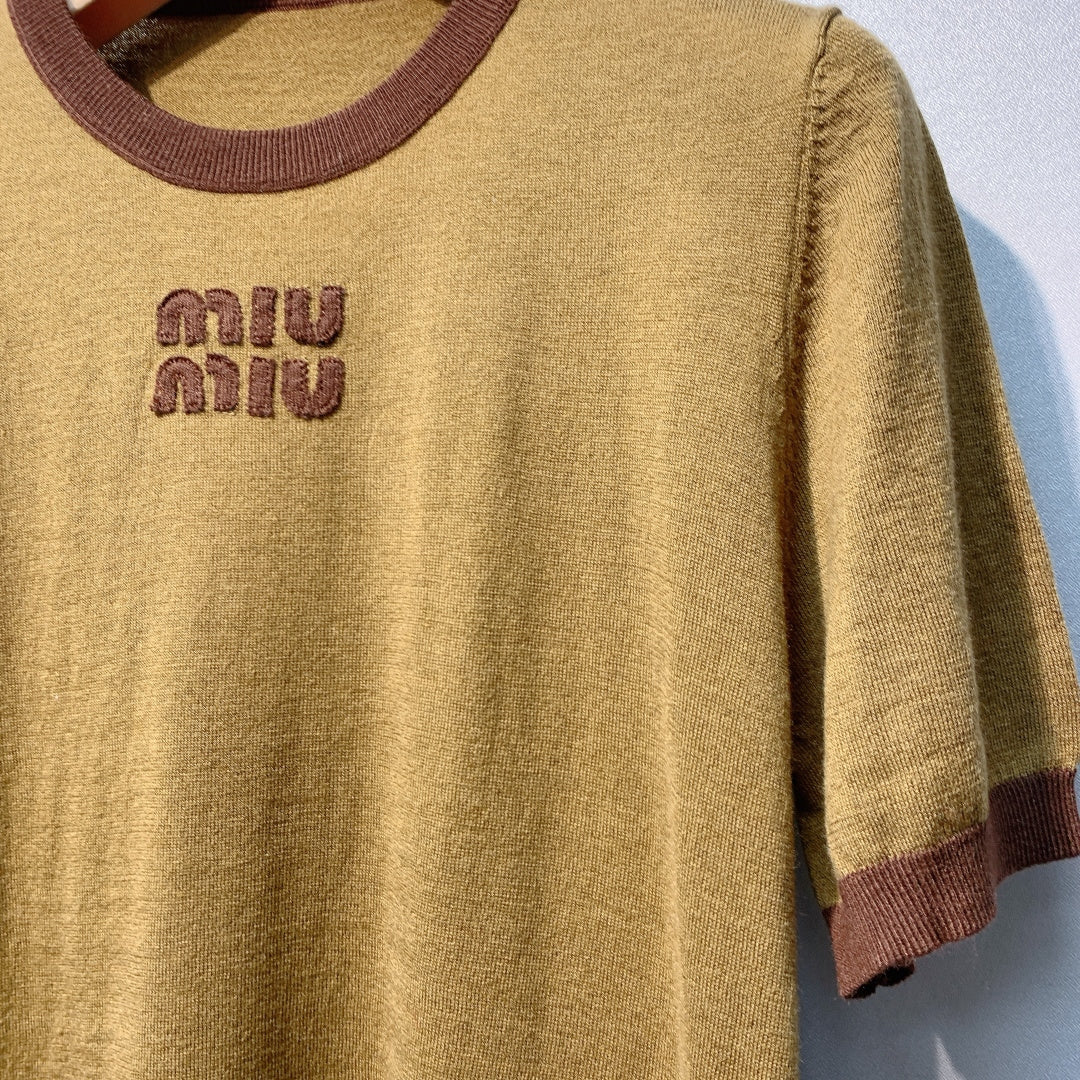 MIUMIU 26S SHORT SLEEVED T-SHIRT 925
