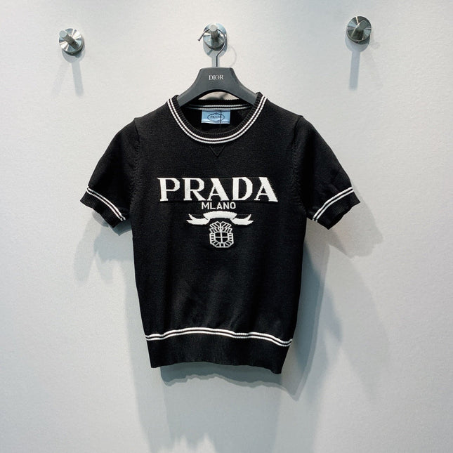 PRADA 26S SHORT-SLEEVE CREW-NECK KNIT TOP 1174