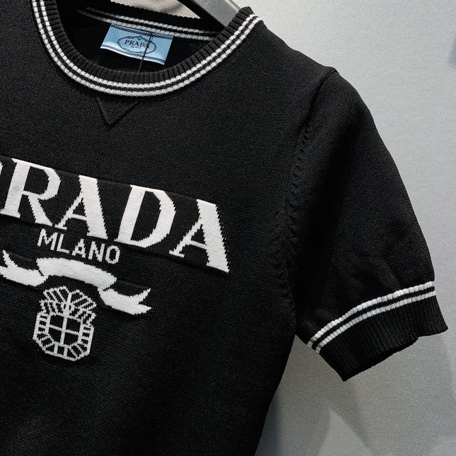 PRADA 26S SHORT-SLEEVE CREW-NECK KNIT TOP 1174