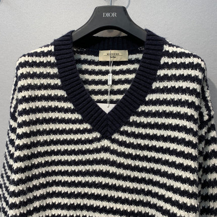 MAXMARA 26S V-NECK STRIPED KNIT SWEATER 245