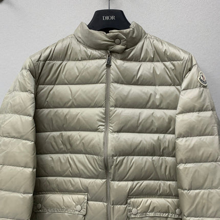 MONCLER 26S SHORT DOWN JACKET 791