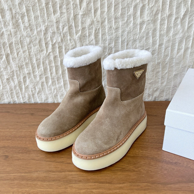 PRADA 25S ANKLE BOOTS 40 MM IN TAUPE BROWN SUEDE SHEARLING-LINED