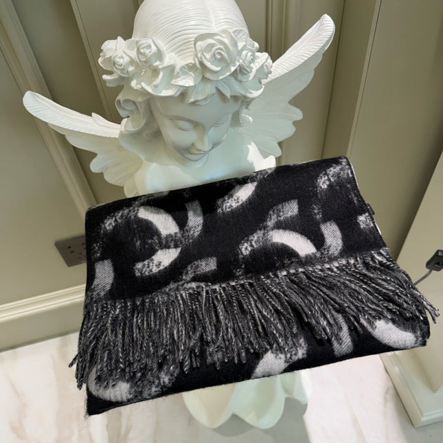 CHANEL 25S SCARF 210 CM IN CASHMERE 942916
