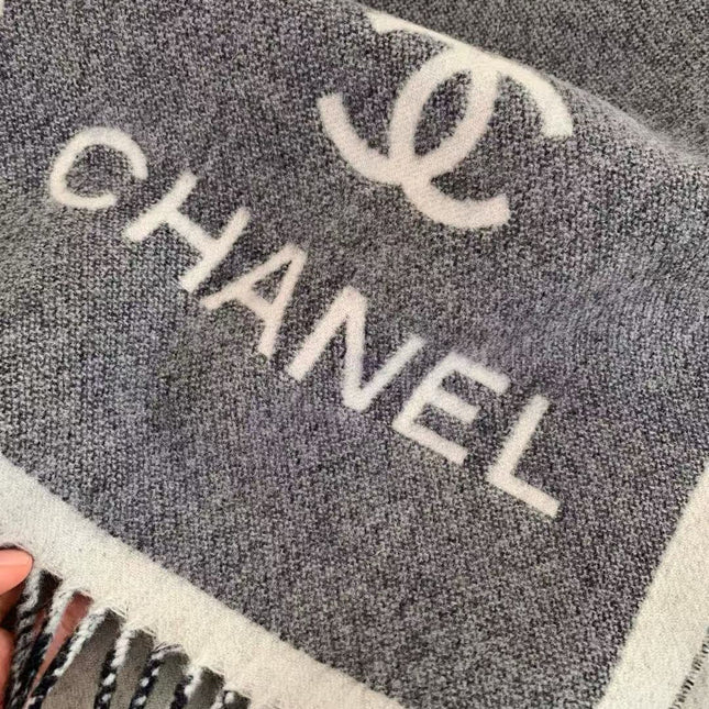 CHANEL 25S SCARF 180 CM IN CASHMERE 943987
