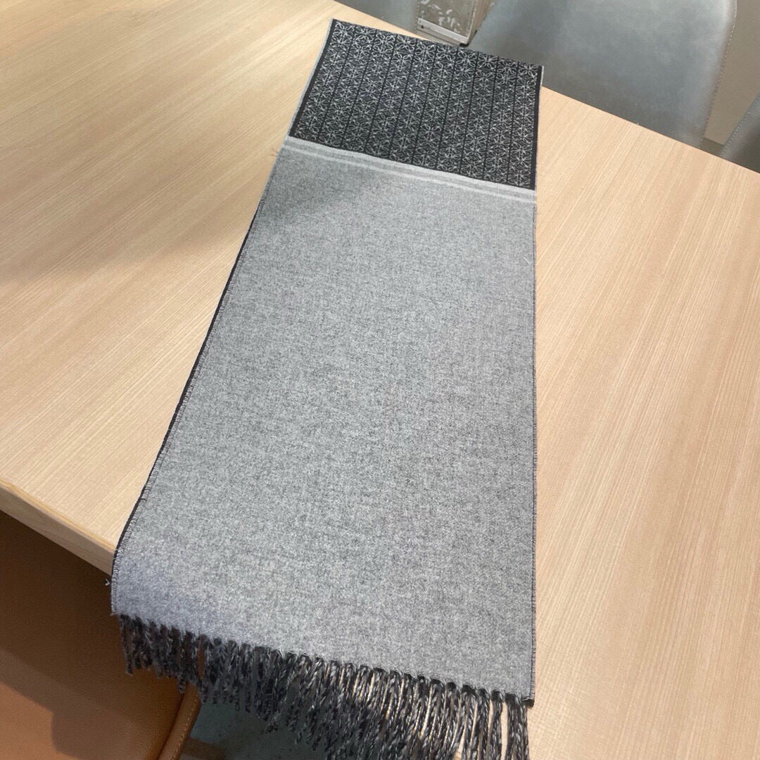LOEWE 26S SCARF 182 IN CASHMERE WOOL 143411