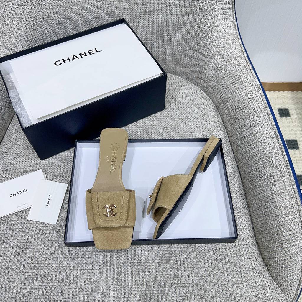 CHANEL 26S FLAT SLIDES IN BEIGE SUEDE