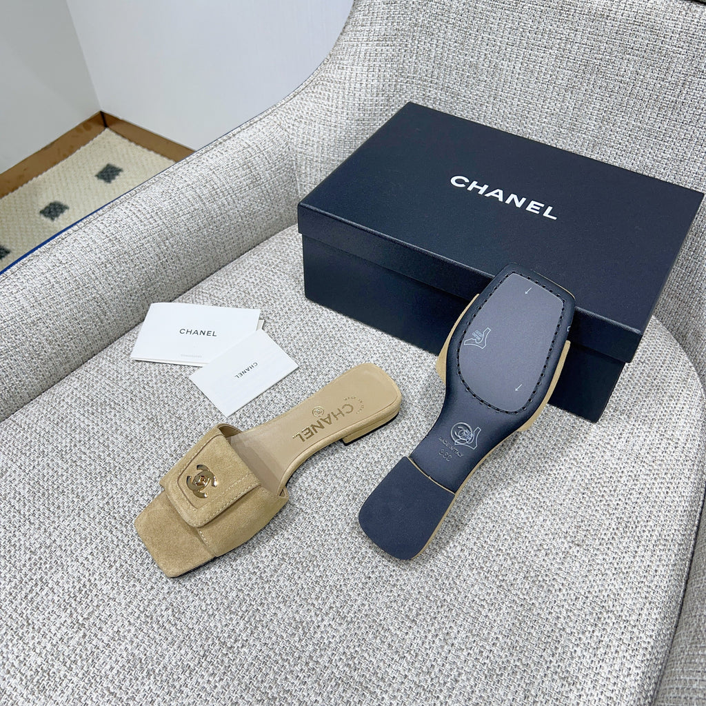 CHANEL 26S FLAT SLIDES IN BEIGE SUEDE
