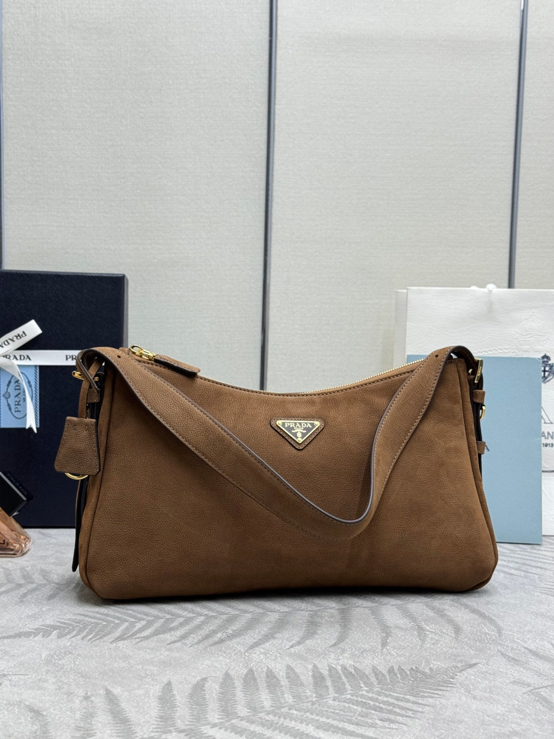 PRADA 26S SHOULDER BAG 36 IN BROWN LEATHER