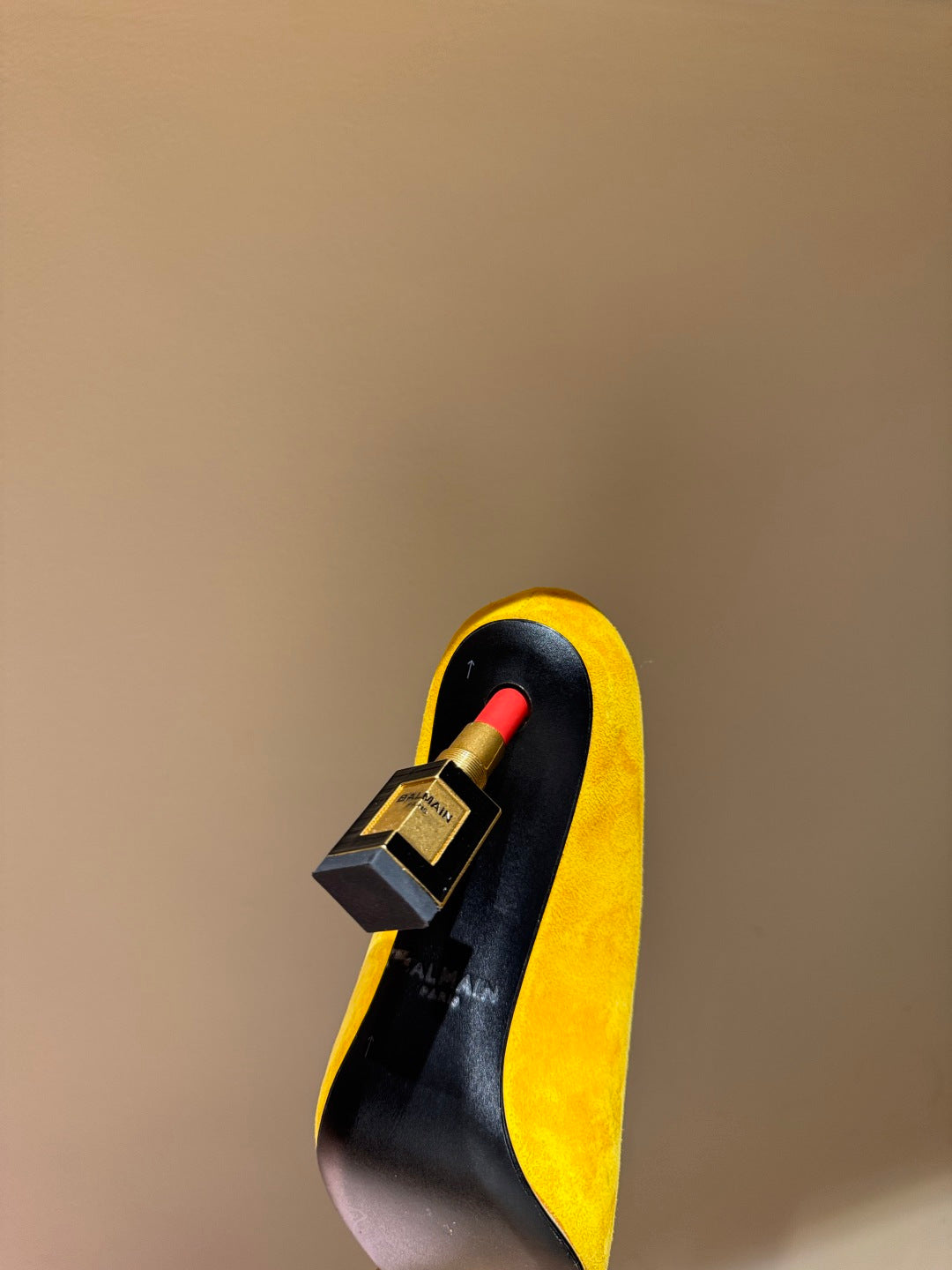BALMAIN 26S HIGH HEELS 100 MM IN SUNFLOWER YELLOW SUEDE