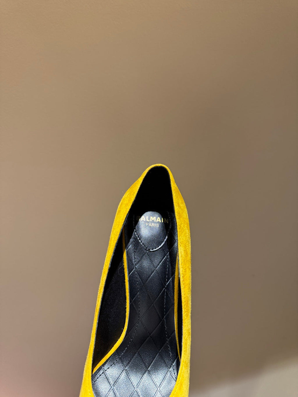 BALMAIN 26S HIGH HEELS 100 MM IN SUNFLOWER YELLOW SUEDE