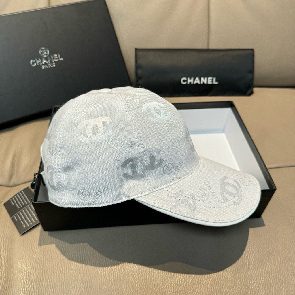 CHANEL 26S BASEBALL CAP 338182