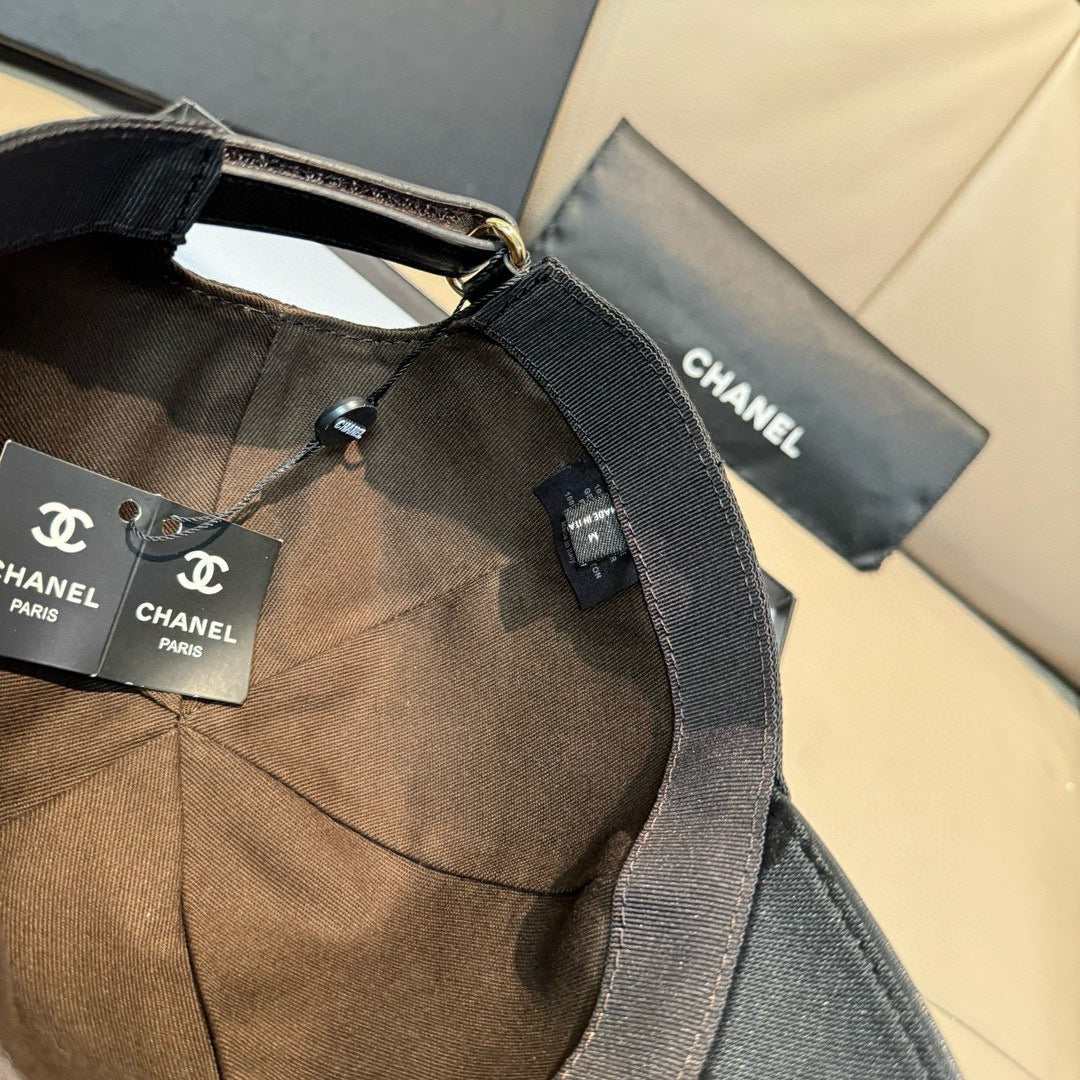 CHANEL 26S BASEBALL CAP 338015