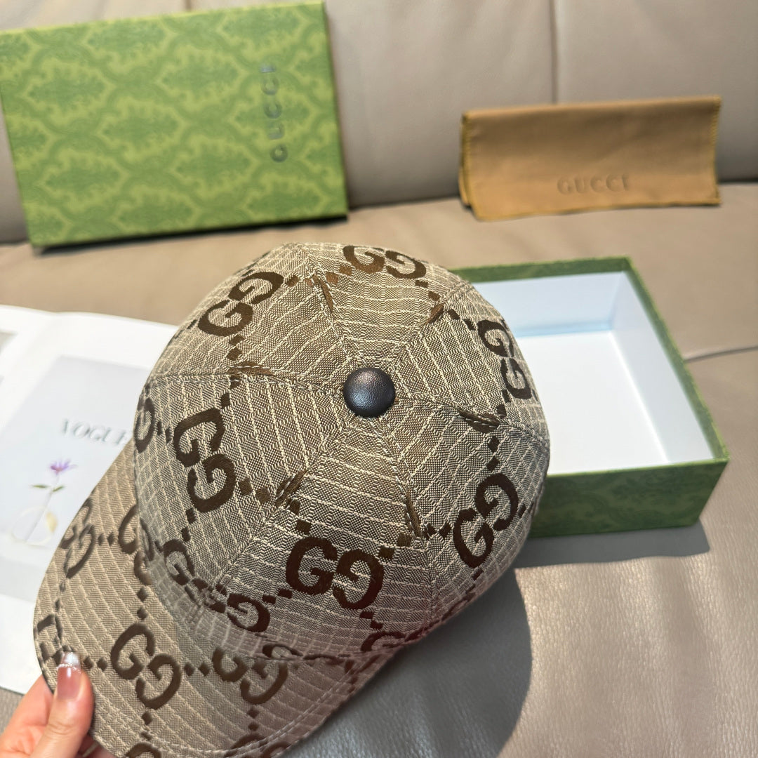 GUCCI 26S BASEBALL CAP STYLE 124