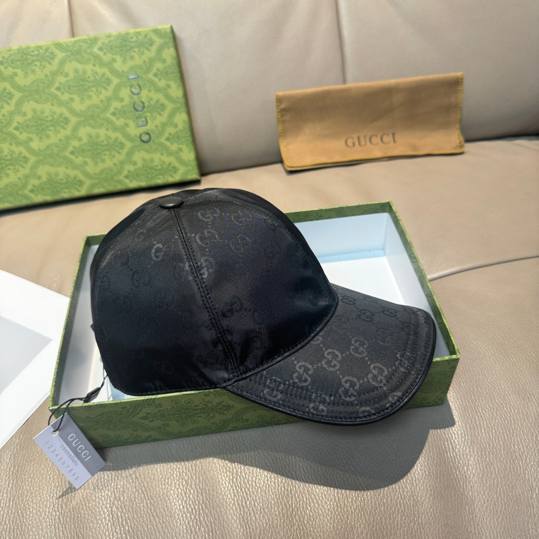 GUCCI 26S BASEBALL CAP STYLE 114