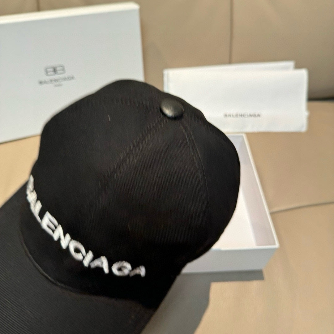 BALENCIAGA 26S BASEBALL CAP STYLE 105